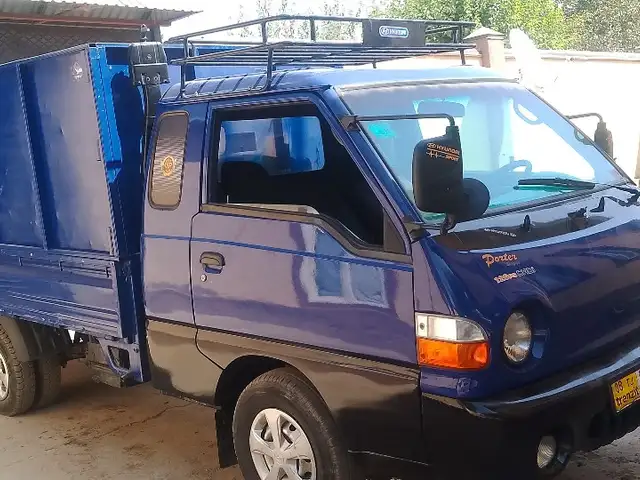 Бортовой автомобиль Hyundai Porter, 2002, Ёвон