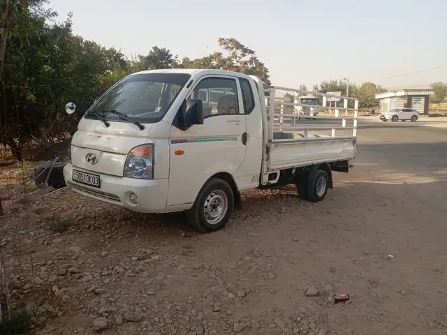 Бортовой автомобиль HYundai Porter, 2010, Душанбе