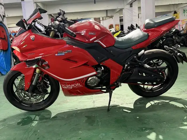 Мотоцикл DUCATI 400cc ABS, Душанбе
