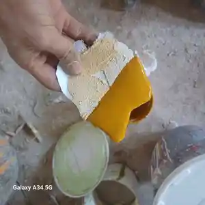 Краска цвета охра, Душанбе