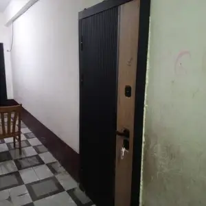 Входная дверь, Душанбе