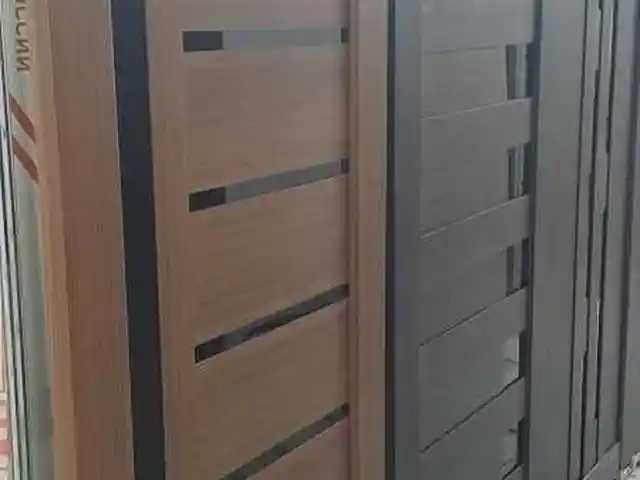 Дверь, Душанбе