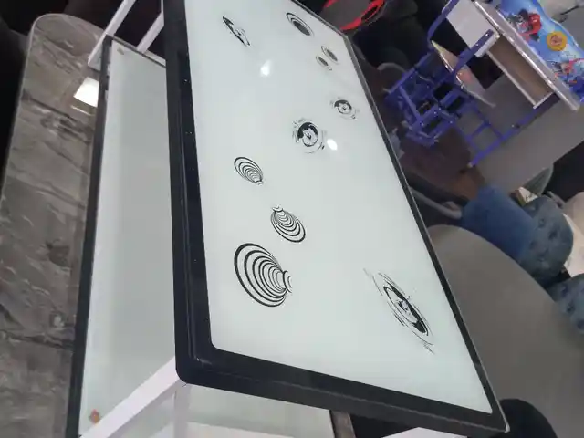Стол, Душанбе