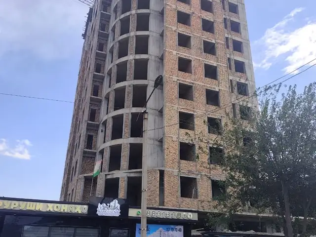Помещение под магазин / салон, 125м², 5 мкр, Турсунзода
