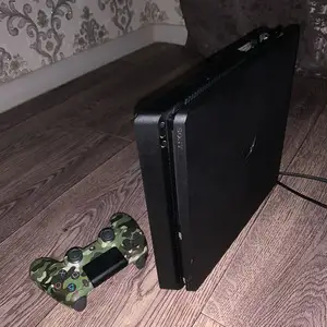 Игровая приставка Sony PlayStation 4 slim, Душанбе
