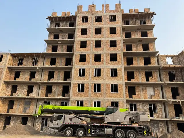 2-комн. квартира, 8 этаж, 98 м², 8 мкр, Худжанд