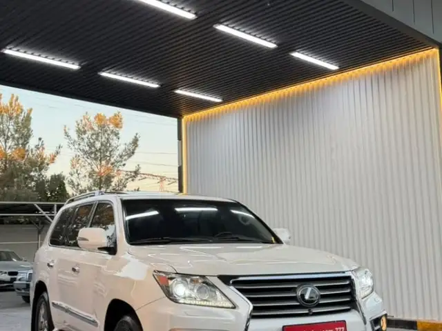 Lexus LX series