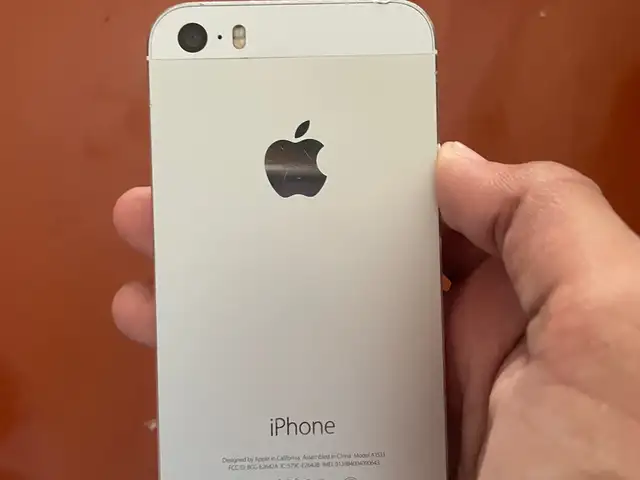 Apple iPhone 5C, 16 gb, Душанбе