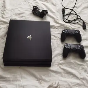Игровая приставка sony Playstation 4 pro, Хуҷанд