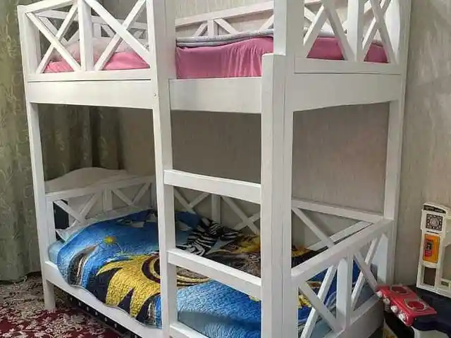 Двухъярусная кровать, Душанбе