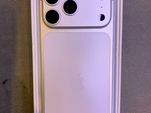 Apple iPhone 17 Pro Max, 256 gb, Silver, Хуҷанд