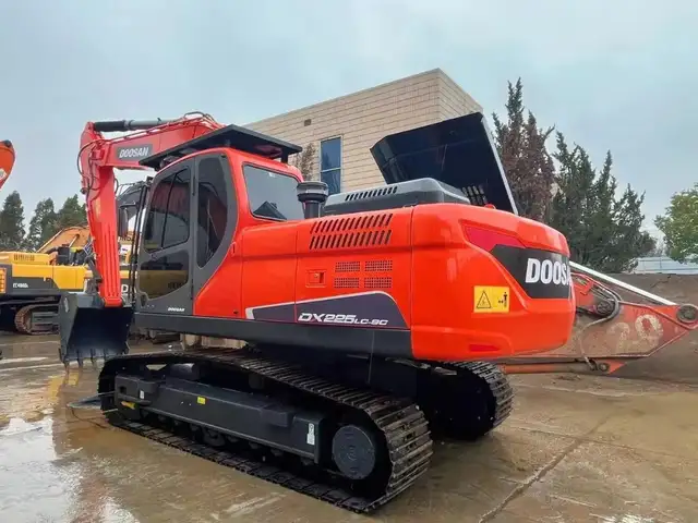 Экскаватор Doosan DX225, Душанбе