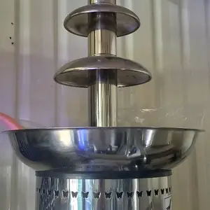 Шоколадный фонтан, Хуҷанд