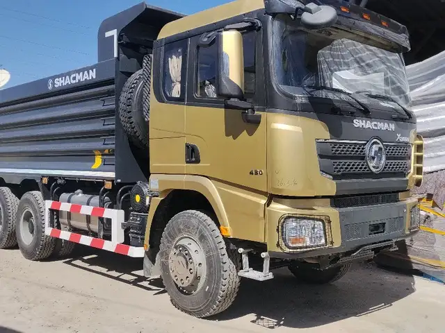 Самосвал Х3000 Дулан Шакнами, Душанбе