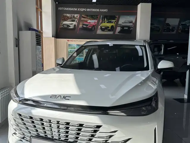 BAIC X7