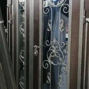 Дверь, Душанбе