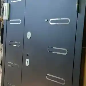 Заводская дверь, Душанбе