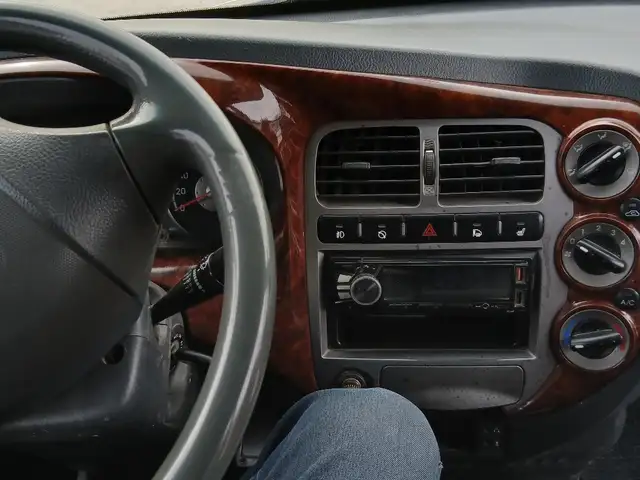 Бортовой автомобиль Kia Bongo, 2005, Душанбе
