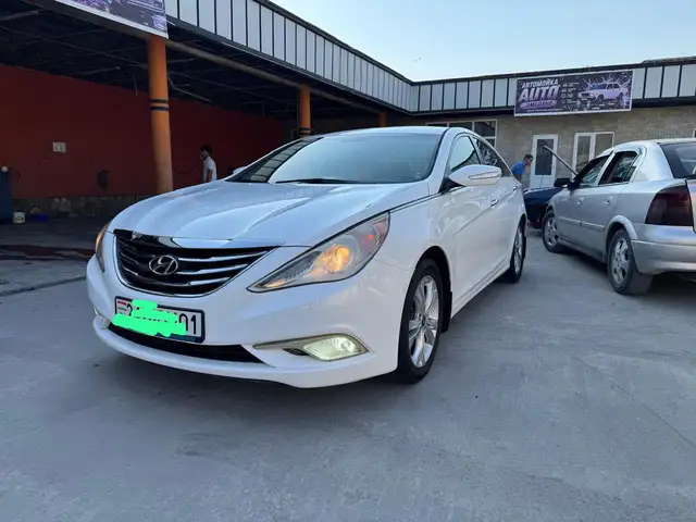 Hyundai Sonata