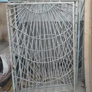 Решетка, Душанбе