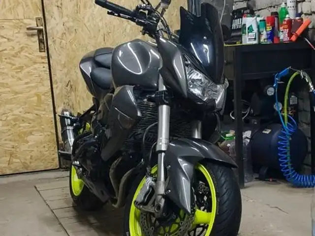 Мотоцикл Kawasaki z1000, Душанбе