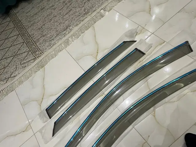 Ветровик для Hyundai Santa Fe, Худжанд