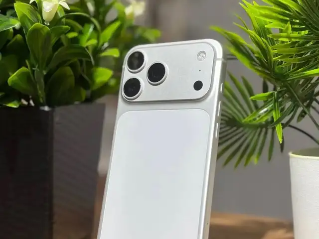 Apple iPhone 17 Pro Max, 256 gb, Silver, Вахдат