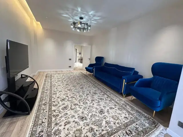 2-комн. квартира, 16 этаж, 102м², Шохмансур, Душанбе