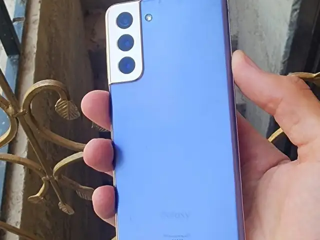 Samsung Galaxy S21 8/256, Турсунзаде