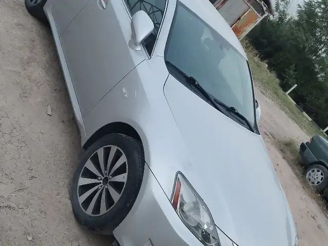 Lexus IS series