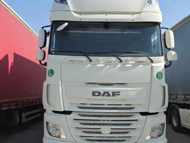 Седельный тягач DAF 106 460 XF, Хуҷанд
