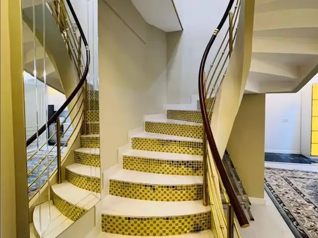 2-комн. квартира, 10 этаж, 170м², Н Исмоили Сомони, Душанбе