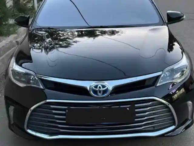 Лобовое стекло блик на Toyota Avalon 2014-2016, Душанбе