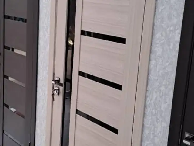 Дверь, Душанбе