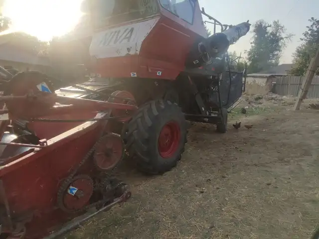 Комбайн, Ховалинг