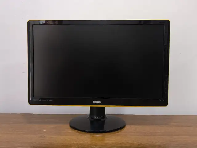 Монитор Benq 22 Full HD 1920x1080 HDMI VGA DVI, Душанбе