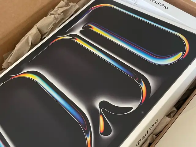 Планшет Apple iPad Pro 13 M5 256gb Silver Wi-fi, Душанбе