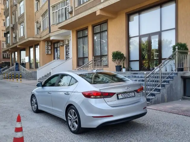 Hyundai Elantra, 2018, Душанбе - 10