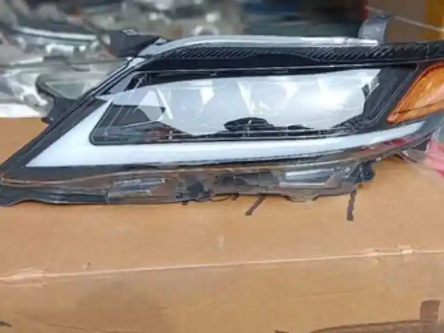 Передние фары 3-лупа для Toyota Camry 2, Душанбе