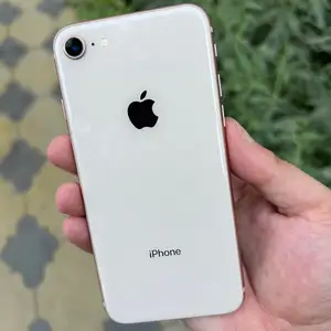 Apple iPhone 8, 64 gb, Gold, Хуҷанд