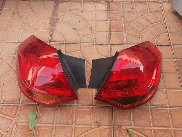 Фонарь от Opel Astra J, Хуҷанд