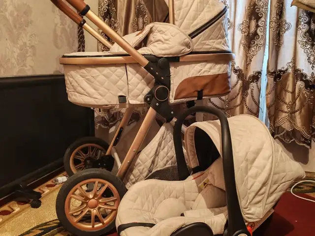 Коляска кати автокреслош, Душанбе