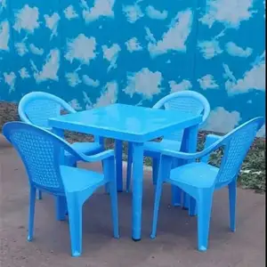 Стол и стулья, Душанбе