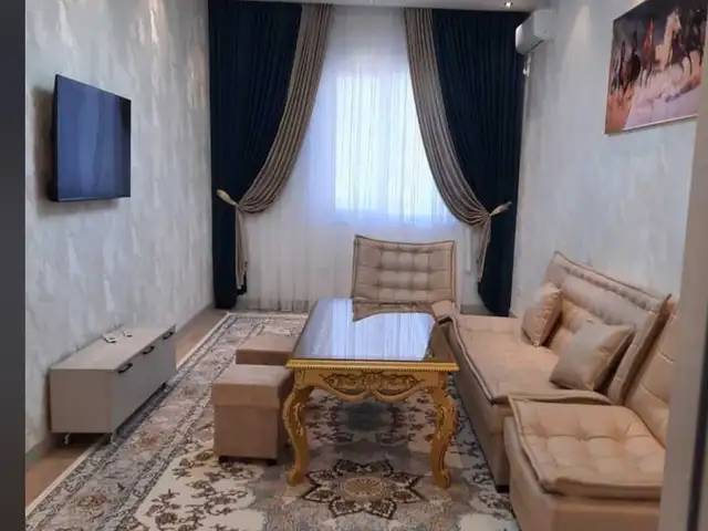 2-комн. квартира, 9 этаж, 77м², 20 мкр, Хуҷанд