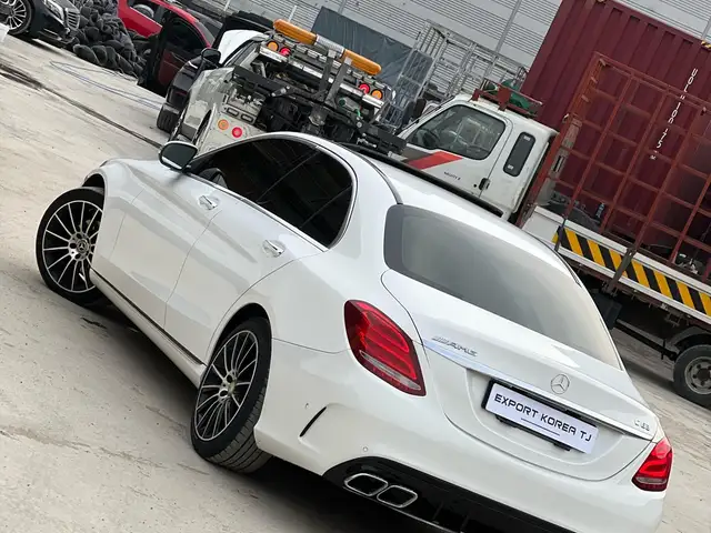 Mercedes-Benz C class