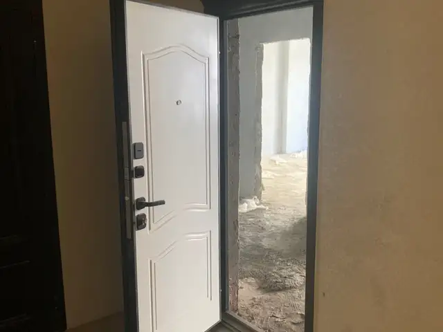 1-комн. квартира, 4 этаж, 60 м², 13 мкр, дом Сармоя сохтмон, Хуҷанд