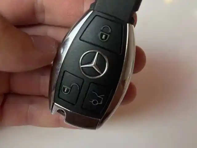 Ключ Mercedes 2000-2015 рыбка w211 212 164 204, Худжанд