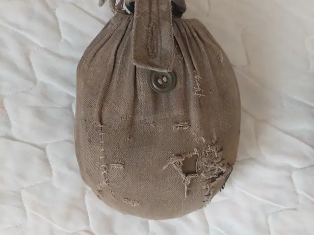 Фляжка цвета хаки в чехле, Душанбе