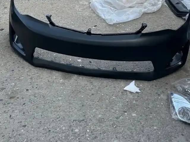 Передний бампер на Toyota Camry 3, Душанбе