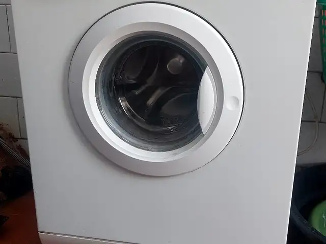 Мошинаи ҷомашуи, Бустон (Чкаловск)